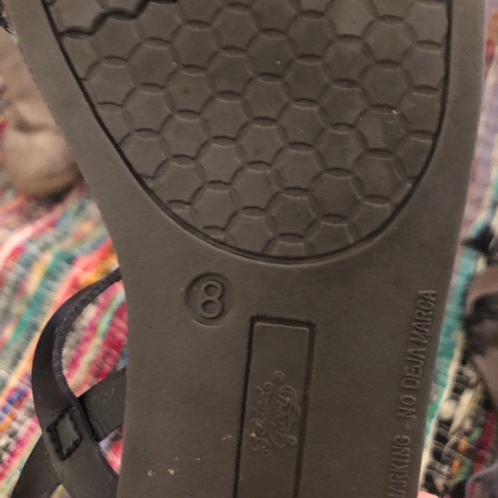 Sandals - Picture 3 of 3